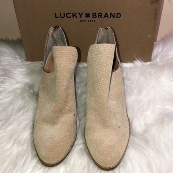 Lucky Brand Powe Suede Booties 6 - Picture 5 of 8